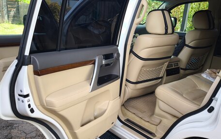 Toyota Land Cruiser 200, 2016 год, 7 300 000 рублей, 11 фотография