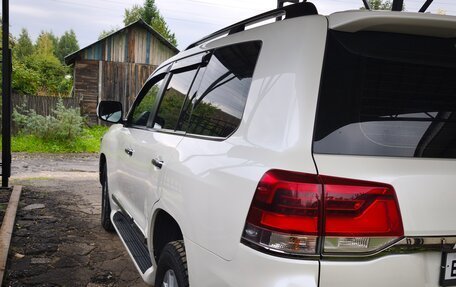 Toyota Land Cruiser 200, 2016 год, 7 300 000 рублей, 28 фотография