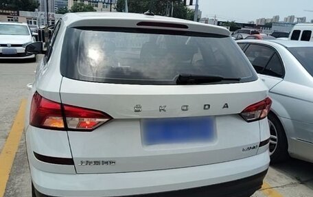 Skoda Kamiq I, 2022 год, 2 300 000 рублей, 5 фотография