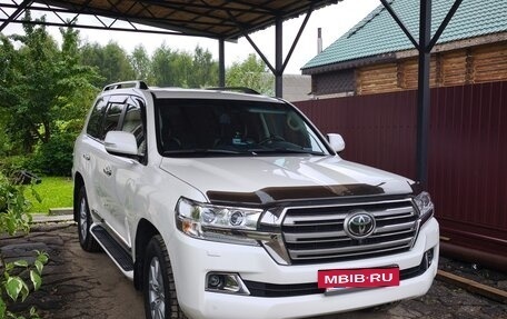 Toyota Land Cruiser 200, 2016 год, 7 300 000 рублей, 25 фотография