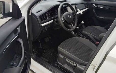 Skoda Kamiq I, 2022 год, 2 300 000 рублей, 14 фотография