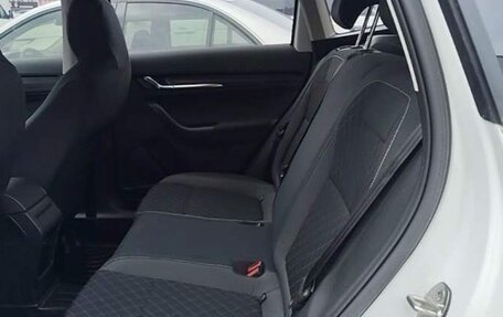 Skoda Kamiq I, 2022 год, 2 300 000 рублей, 17 фотография