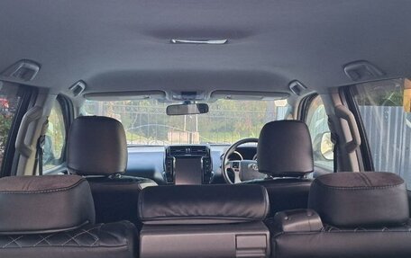 Toyota Land Cruiser Prado 150 рестайлинг 2, 2012 год, 3 690 000 рублей, 9 фотография