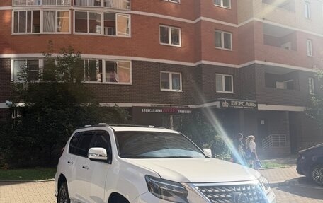 Lexus GX II, 2021 год, 6 000 000 рублей, 4 фотография