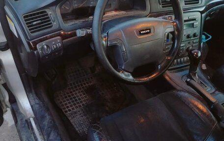 Volvo S80 II рестайлинг 2, 1999 год, 380 000 рублей, 3 фотография