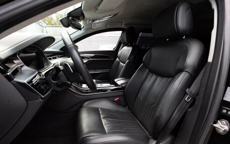 Audi A8, 2020 год, 24 500 000 рублей, 17 фотография