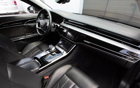 Audi A8, 2020 год, 24 500 000 рублей, 19 фотография