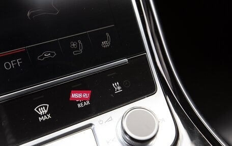 Audi A8, 2020 год, 24 500 000 рублей, 15 фотография