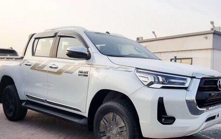 Toyota Hilux VIII, 2026 год, 4 423 999 рублей, 2 фотография
