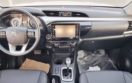 Toyota Hilux VIII, 2026 год, 4 423 999 рублей, 8 фотография
