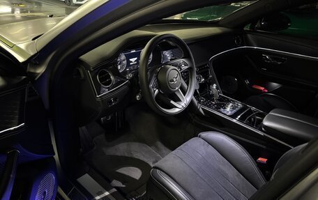 Bentley Flying Spur, 2023 год, 30 000 000 рублей, 3 фотография