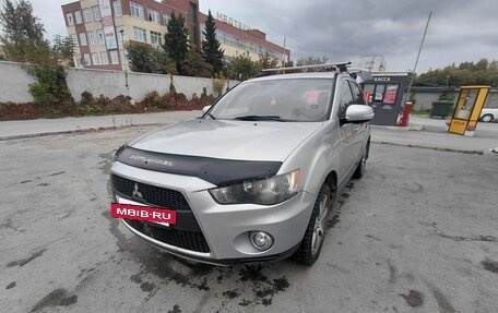 Mitsubishi Outlander III рестайлинг 3, 2012 год, 1 077 000 рублей, 3 фотография
