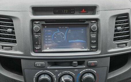 Toyota Hilux VII, 2012 год, 1 999 000 рублей, 18 фотография