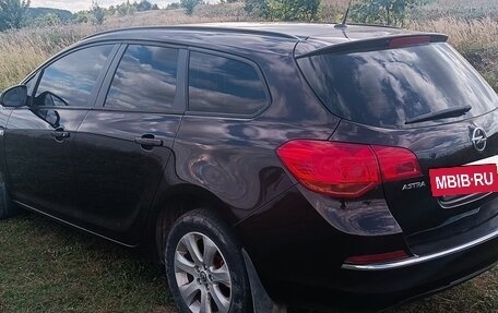 Opel Astra J, 2013 год, 645 000 рублей, 8 фотография