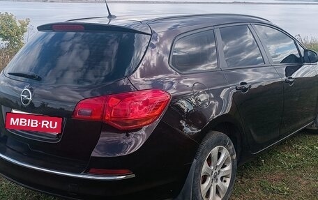 Opel Astra J, 2013 год, 645 000 рублей, 7 фотография