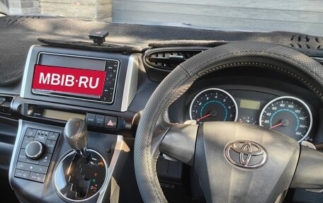 Toyota Wish II, 2009 год, 1 360 000 рублей, 23 фотография