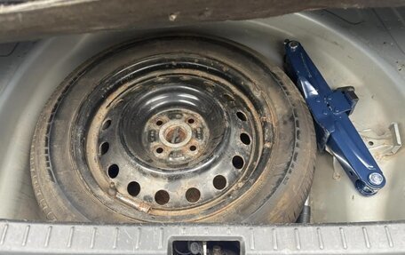 Toyota Corolla, 2006 год, 620 000 рублей, 24 фотография