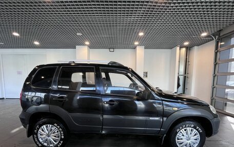 Chevrolet Niva I рестайлинг, 2011 год, 365 000 рублей, 2 фотография