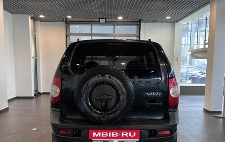 Chevrolet Niva I рестайлинг, 2011 год, 365 000 рублей, 4 фотография