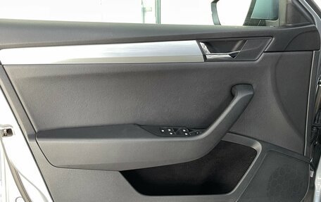 Skoda Superb III рестайлинг, 2015 год, 1 869 000 рублей, 18 фотография