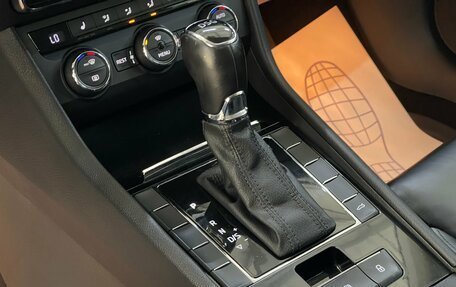 Skoda Superb III рестайлинг, 2015 год, 1 869 000 рублей, 17 фотография