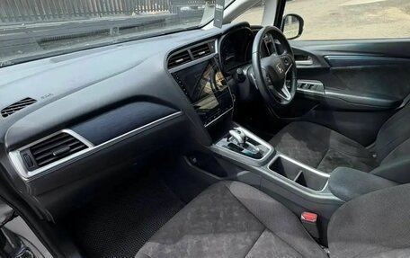Honda Shuttle II, 2019 год, 1 400 000 рублей, 26 фотография