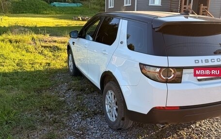 Land Rover Discovery Sport I рестайлинг, 2015 год, 2 240 000 рублей, 5 фотография
