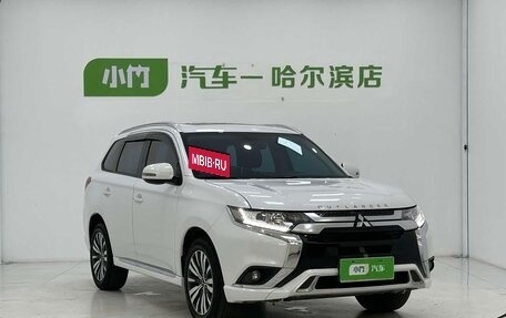 Mitsubishi Outlander, 2026 год, 3 887 473 рублей, 3 фотография