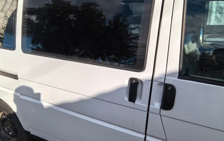 Volkswagen Transporter T4, 2003 год, 850 000 рублей, 12 фотография