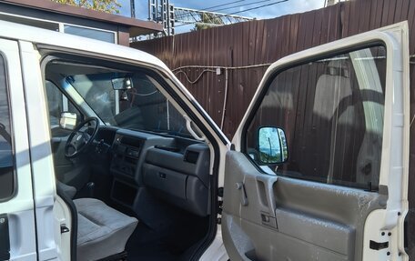 Volkswagen Transporter T4, 2003 год, 850 000 рублей, 13 фотография