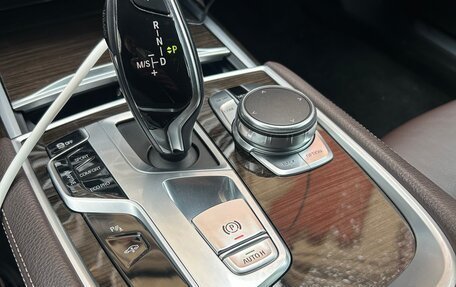 BMW 7 серия, 2017 год, 4 020 000 рублей, 14 фотография
