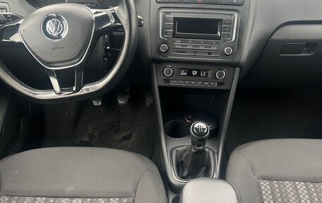 Volkswagen Polo VI (EU Market), 2016 год, 740 000 рублей, 4 фотография