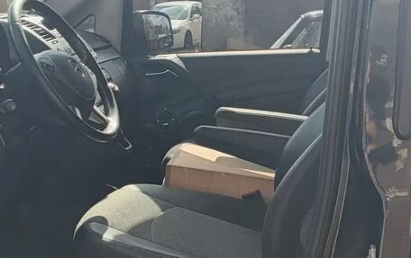Mercedes-Benz Viano, 2012 год, 2 400 000 рублей, 18 фотография