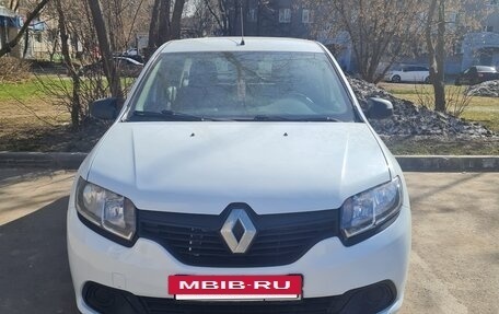 Renault Logan II, 2017 год, 519 000 рублей, 3 фотография