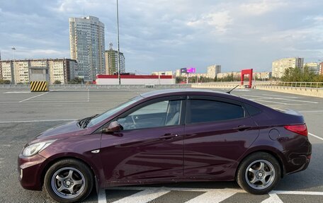 Hyundai Solaris II рестайлинг, 2011 год, 590 000 рублей, 3 фотография