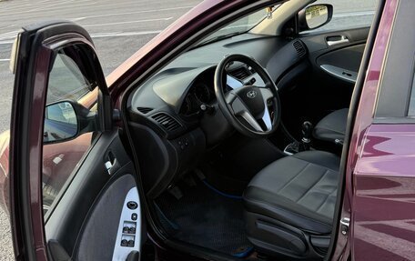 Hyundai Solaris II рестайлинг, 2011 год, 590 000 рублей, 9 фотография