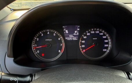 Hyundai Solaris II рестайлинг, 2011 год, 590 000 рублей, 13 фотография