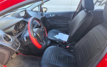 Ford Fiesta, 2015 год, 770 000 рублей, 13 фотография
