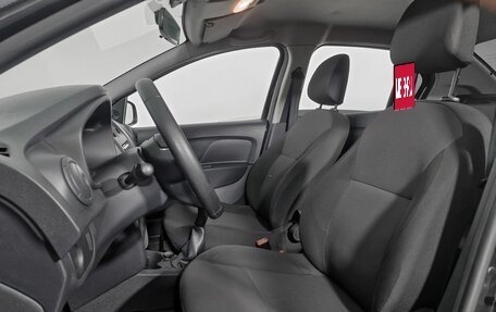 Renault Logan II, 2021 год, 959 000 рублей, 13 фотография