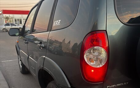 Chevrolet Niva I рестайлинг, 2010 год, 415 000 рублей, 9 фотография