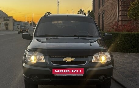Chevrolet Niva I рестайлинг, 2010 год, 415 000 рублей, 5 фотография