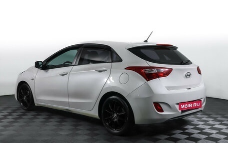 Hyundai i30 II рестайлинг, 2013 год, 890 000 рублей, 7 фотография