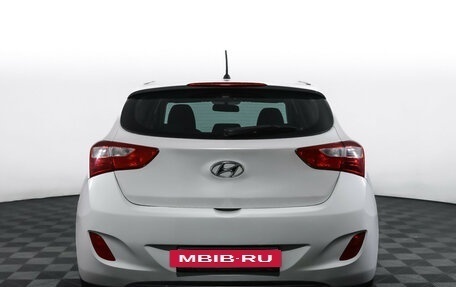Hyundai i30 II рестайлинг, 2013 год, 890 000 рублей, 6 фотография