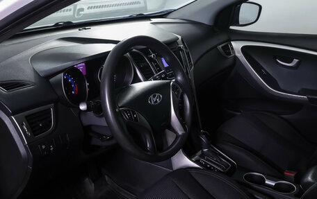 Hyundai i30 II рестайлинг, 2013 год, 890 000 рублей, 15 фотография