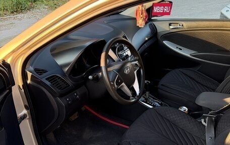 Hyundai Solaris II рестайлинг, 2012 год, 500 000 рублей, 5 фотография