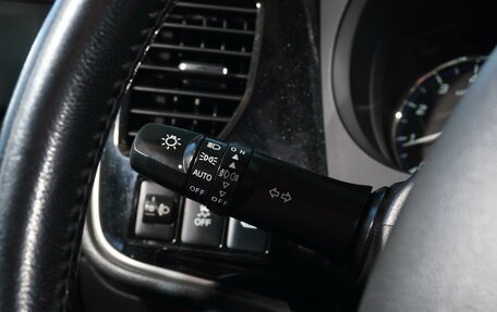 Mitsubishi Outlander III рестайлинг 3, 2017 год, 1 898 000 рублей, 15 фотография