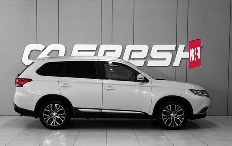 Mitsubishi Outlander III рестайлинг 3, 2017 год, 1 898 000 рублей, 5 фотография