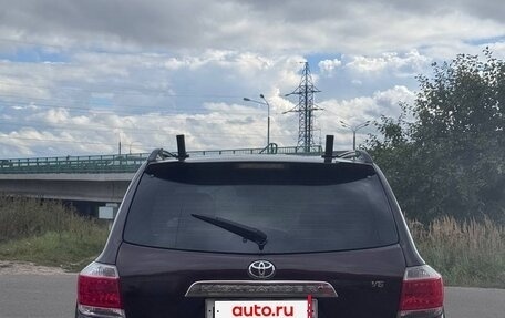 Toyota Highlander III, 2012 год, 1 360 000 рублей, 2 фотография