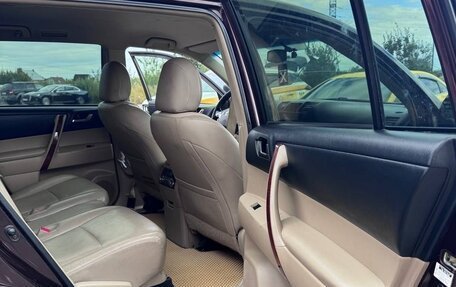 Toyota Highlander III, 2012 год, 1 360 000 рублей, 18 фотография