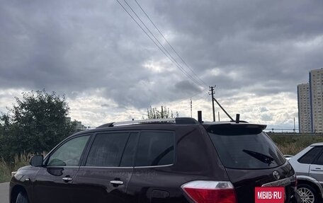 Toyota Highlander III, 2012 год, 1 360 000 рублей, 16 фотография
